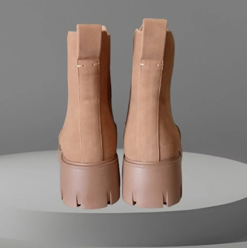 Chunky Low Heel Chelsea Boots Slip On